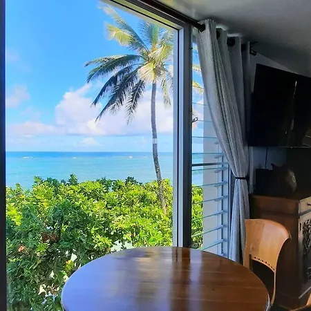 Breezy Beachfront Bali-Style Haven 180 Degree Oceanview